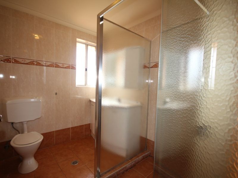 10 Sawell Street, Bossley Park NSW 2176