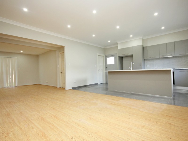 2 Dale Avenue, Liverpool NSW 2170