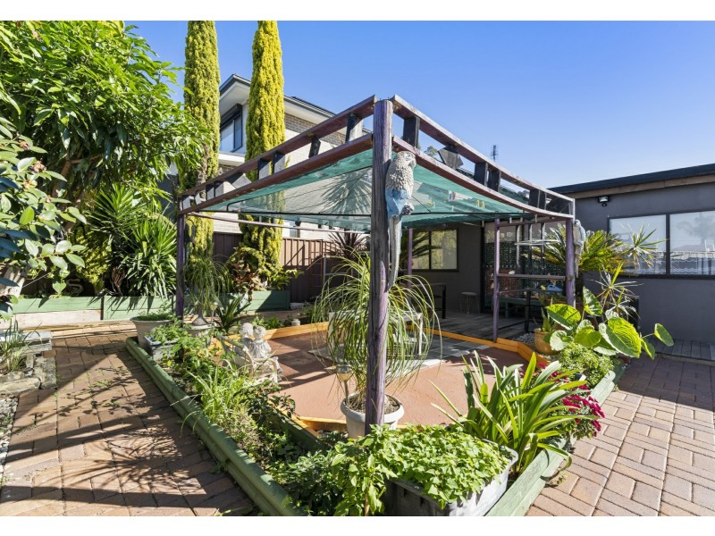 36 Tasman Parade, Fairfield West NSW 2165