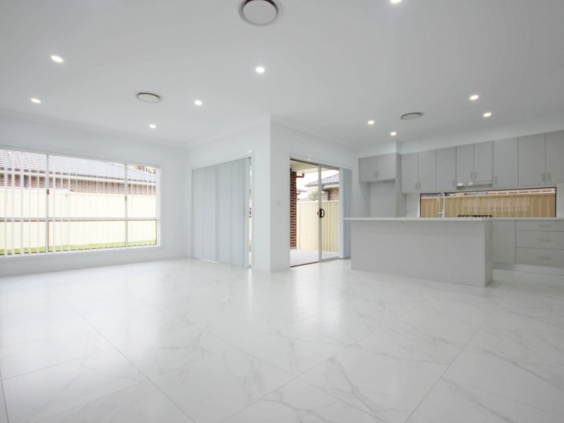 558B Smithfield Road, Greenfield Park NSW 2176