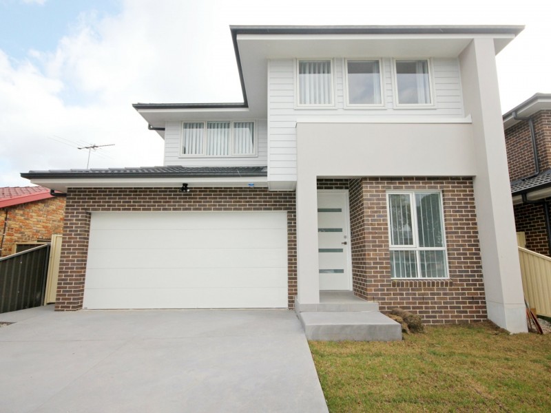 558B Smithfield Road, Greenfield Park NSW 2176