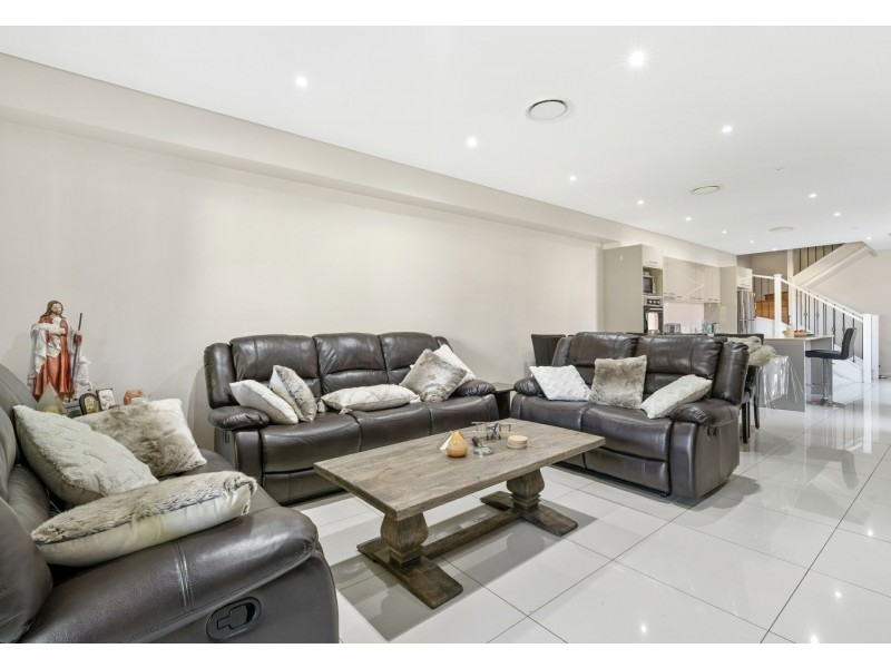 83C Eton Street, Smithfield NSW 2164