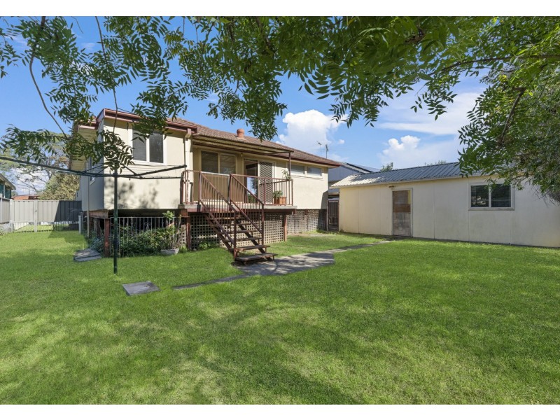 10 Canara Place, Smithfield NSW 2164