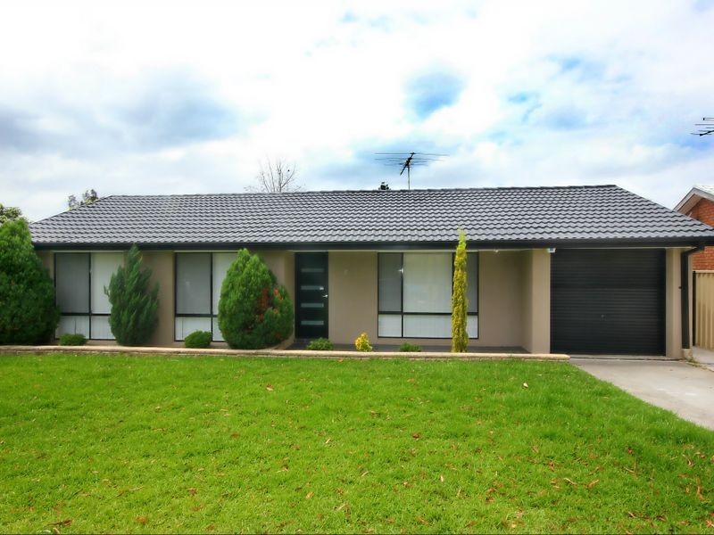 68 Stranraer Drive, St Andrews NSW 2566