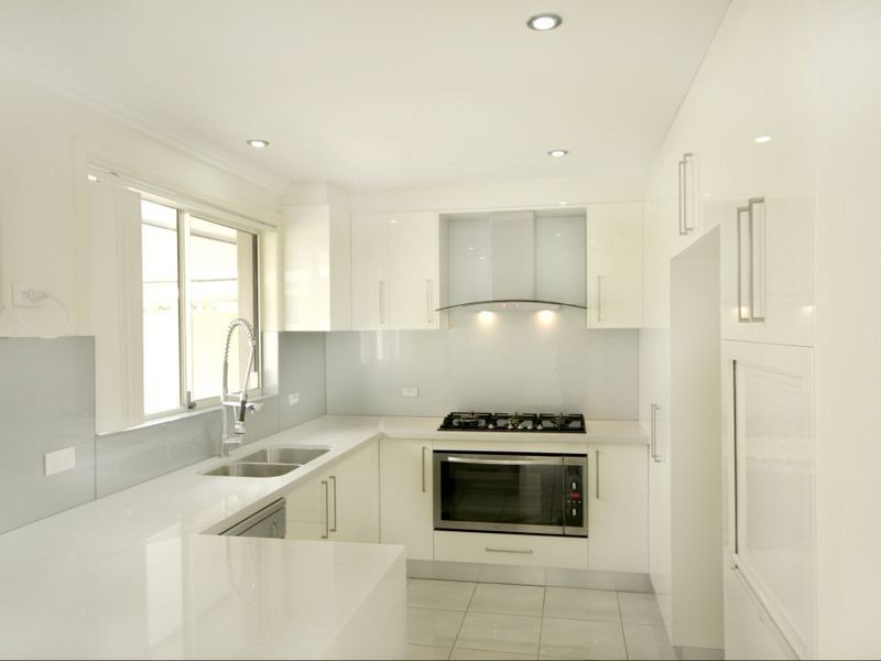 68 Stranraer Drive, St Andrews NSW 2566