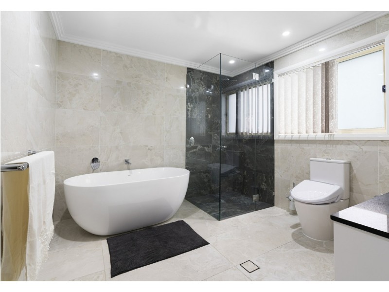 3 Caulfield Close, Currans Hill NSW 2567