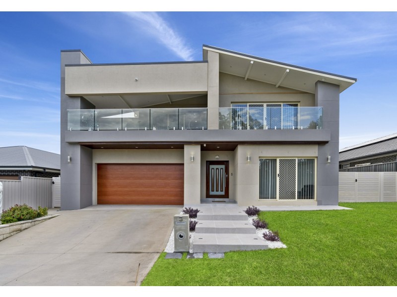 3 Caulfield Close, Currans Hill NSW 2567