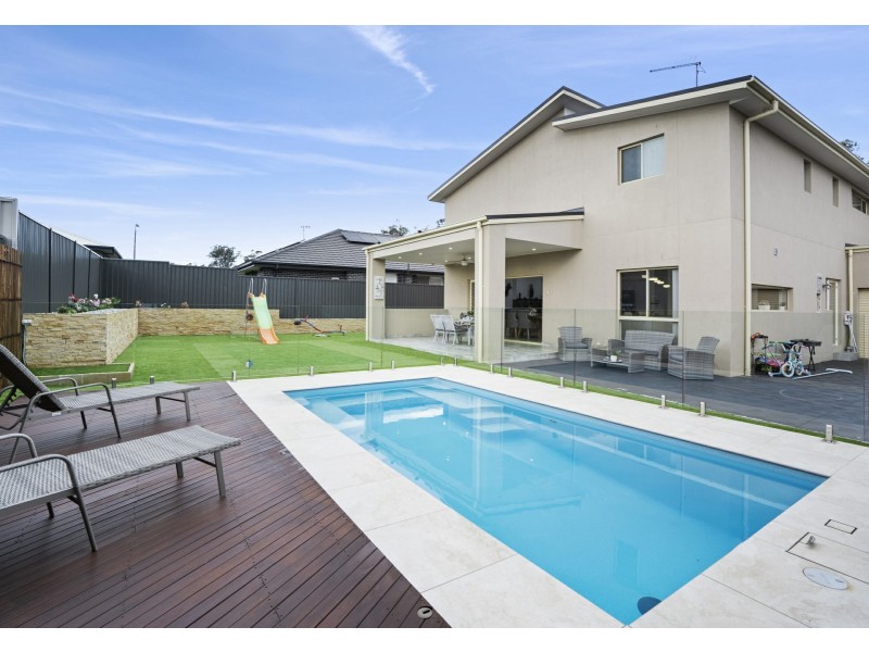 3 Caulfield Close, Currans Hill NSW 2567