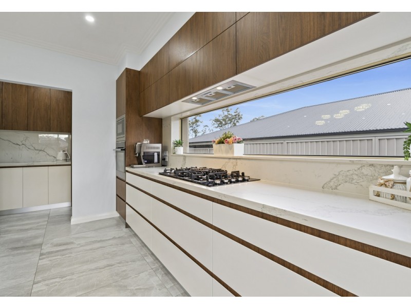 3 Caulfield Close, Currans Hill NSW 2567