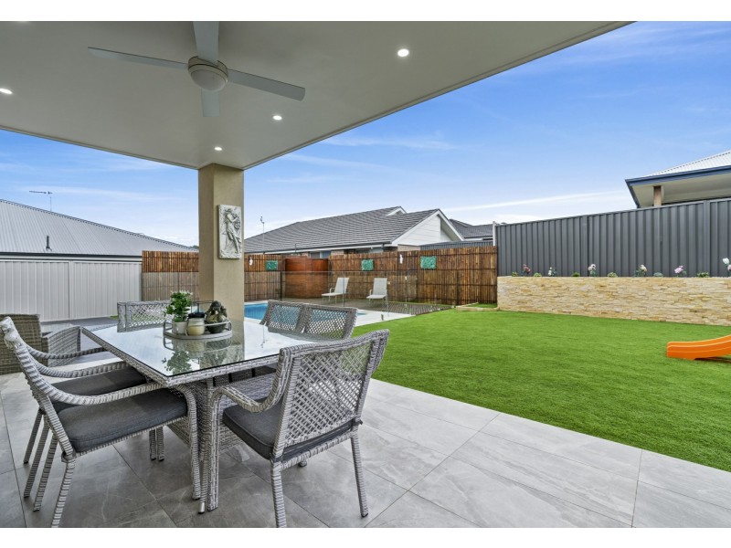 3 Caulfield Close, Currans Hill NSW 2567