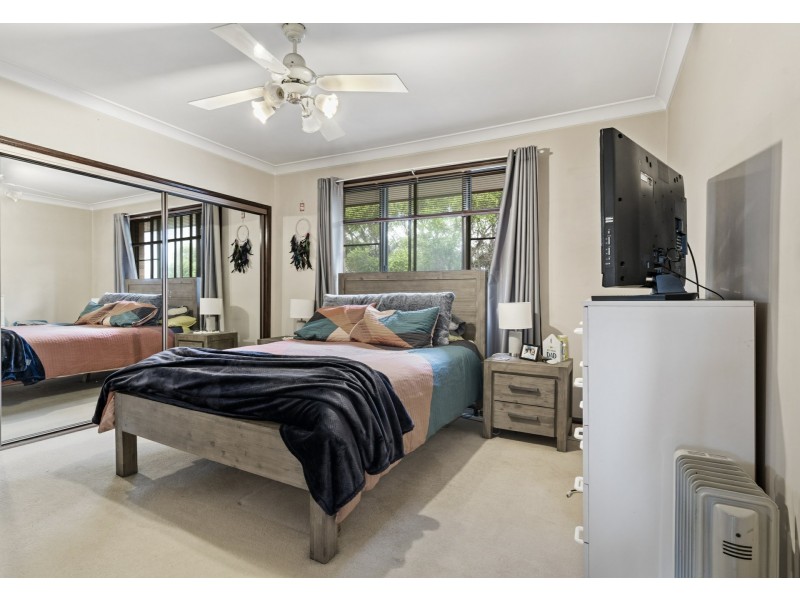 179 Mimosa Road, Bossley Park NSW 2176