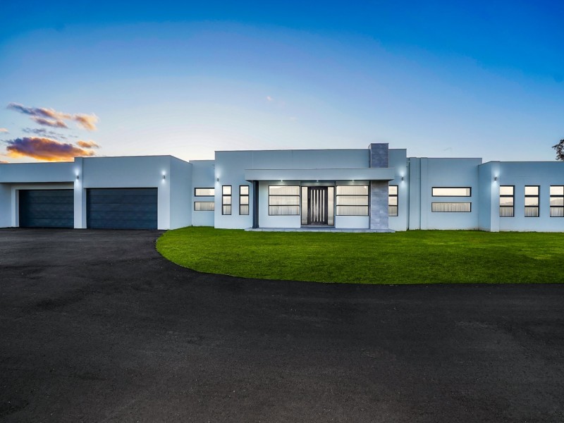 14 Morrissey Place, Horsley Park NSW 2175