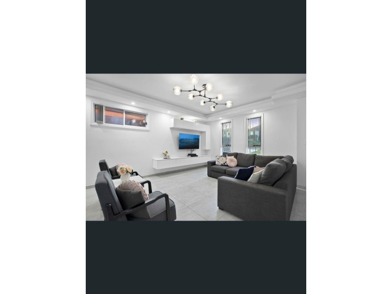 4 Lindsay Place, Mount Pritchard NSW 2170