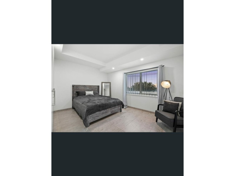 4 Lindsay Place, Mount Pritchard NSW 2170