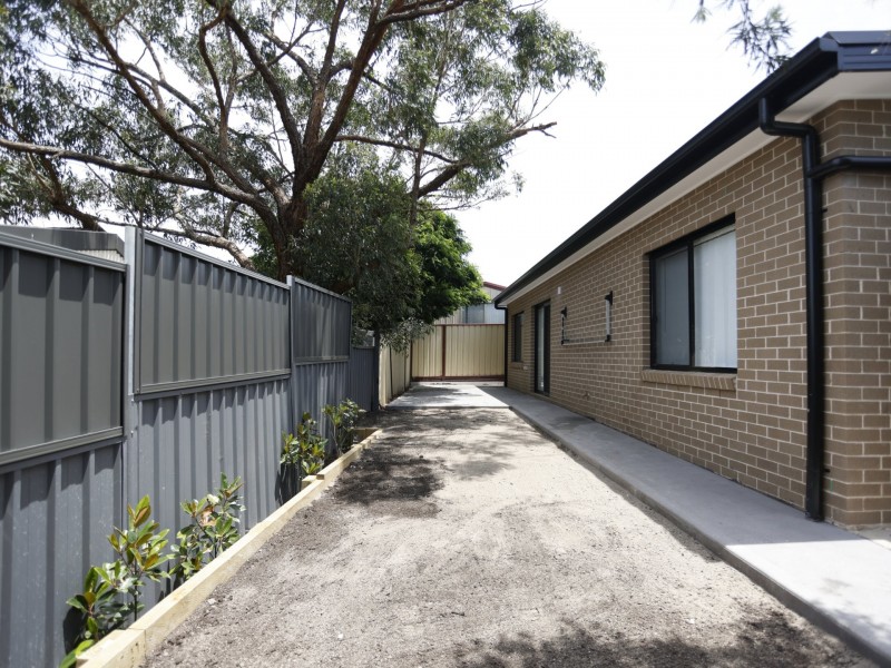 4a Lindsay Place, Mount Pritchard NSW 2170
