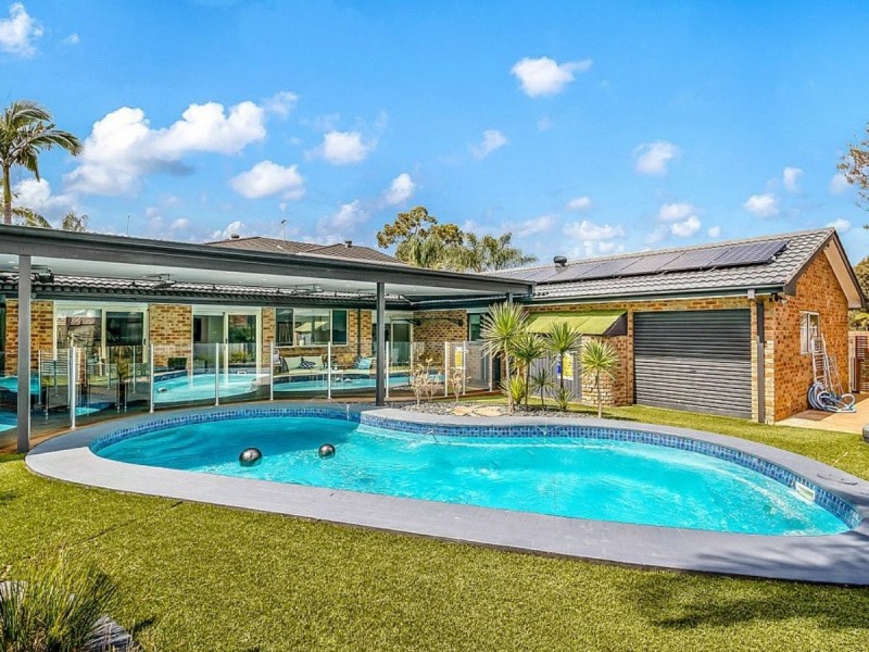 72 Stockdale Crescent, Abbotsbury NSW 2176
