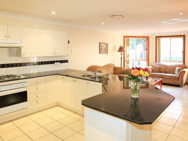 6 Palace Court, Cecil Hills NSW 2171