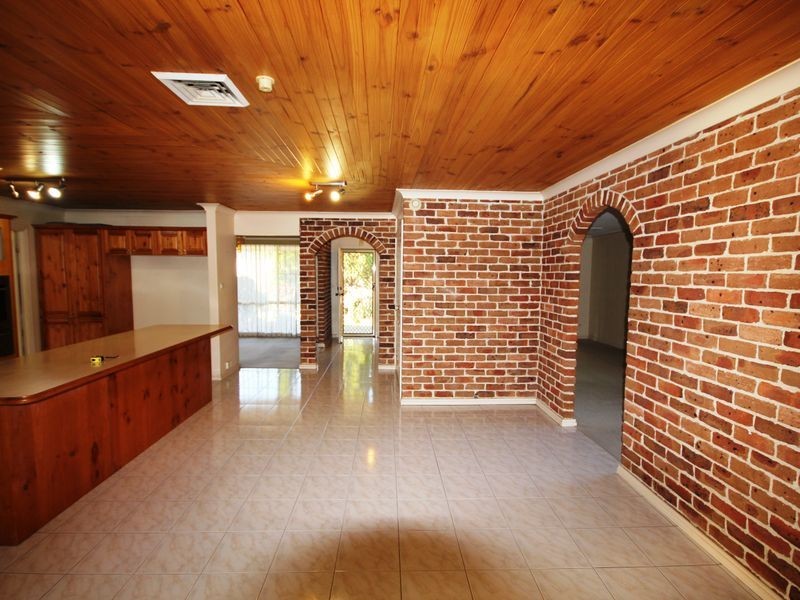 3 Fitzroy Crescent, Hinchinbrook NSW 2168