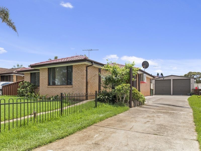 51 Prairie Vale Road, Bossley Park NSW 2176
