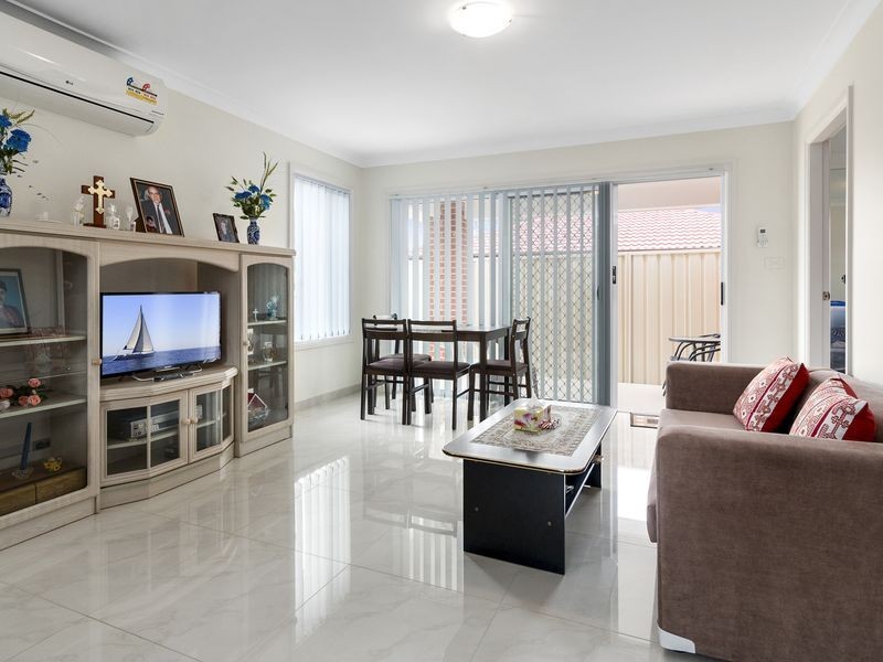 51 Prairie Vale Road, Bossley Park NSW 2176