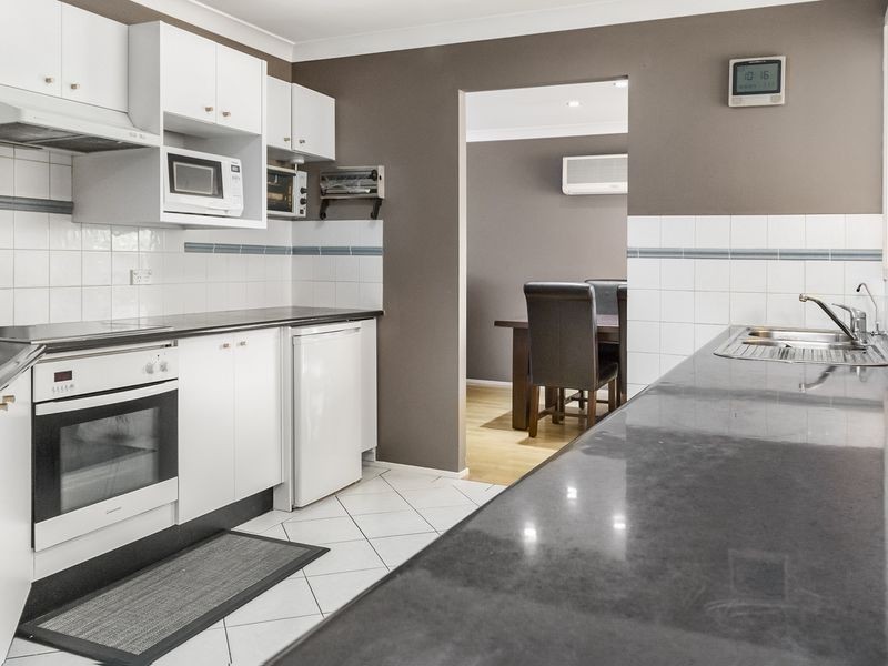 10 Alice Place, Cecil Hills NSW 2171