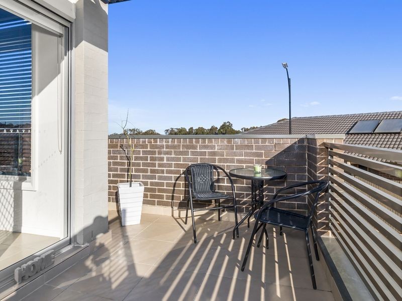 11 Cessna Avenue, Middleton Grange NSW 2171