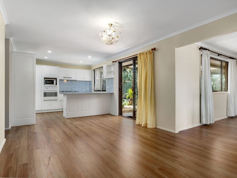 2/6 Tobruk Place, Bossley Park NSW 2176