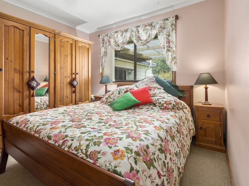 9 Quarry Road, Bossley Park NSW 2176