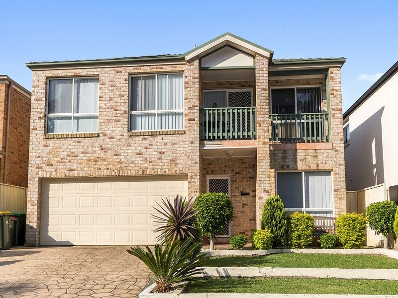 11 Ferraro Crescent, West Hoxton NSW 2171