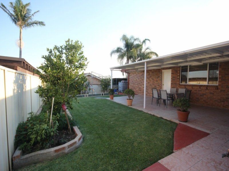 72 Kalang Road, Edensor Park NSW 2176