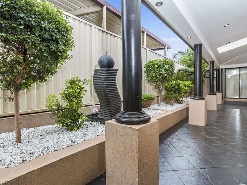 33 Solander Avenue, West Hoxton NSW 2171