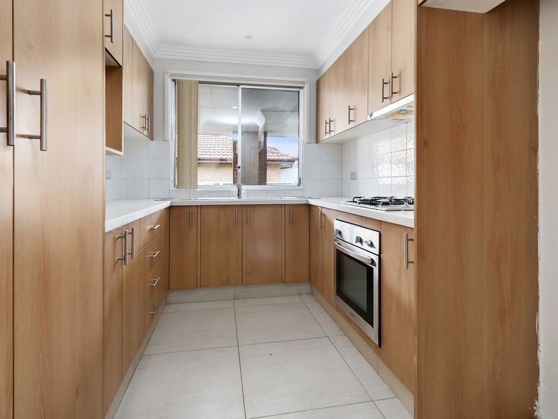 20 Pleasant Street, Bossley Park NSW 2176