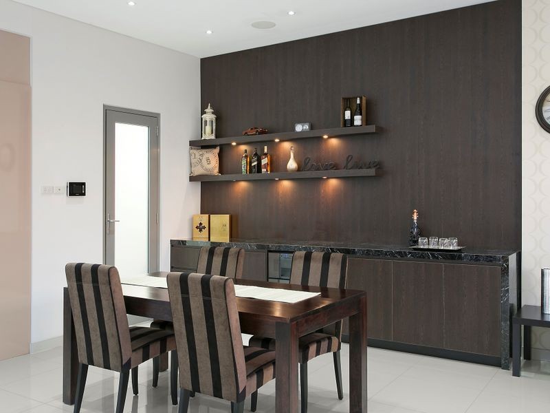 64 Bird Walton Avenue, Middleton Grange NSW 2171