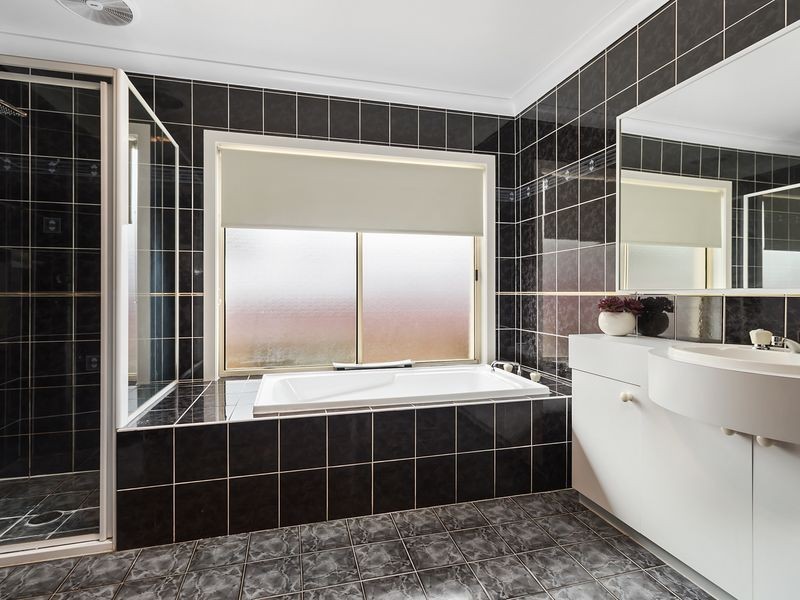 157 Braidwood Drive, Prestons NSW 2170