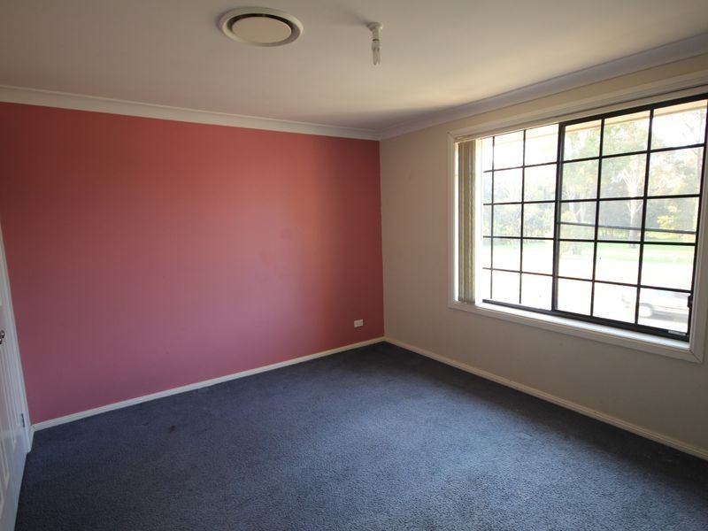 77 Boomerang Road, Edensor Park NSW 2176