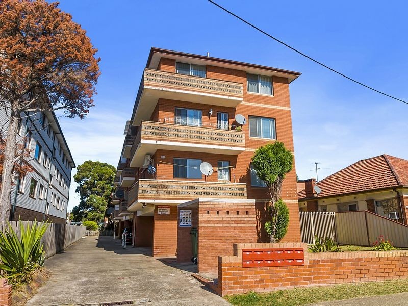 7/81 Harris Street, Fairfield NSW 2165