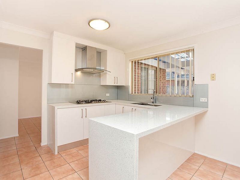 8 Taralga Street, Prestons NSW 2170
