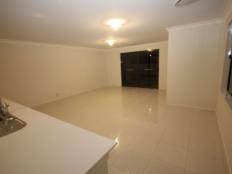 5 Mertell Drive, Edmondson Park NSW 2174