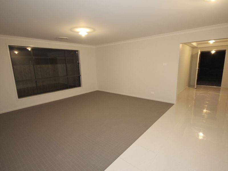 5 Mertell Drive, Edmondson Park NSW 2174