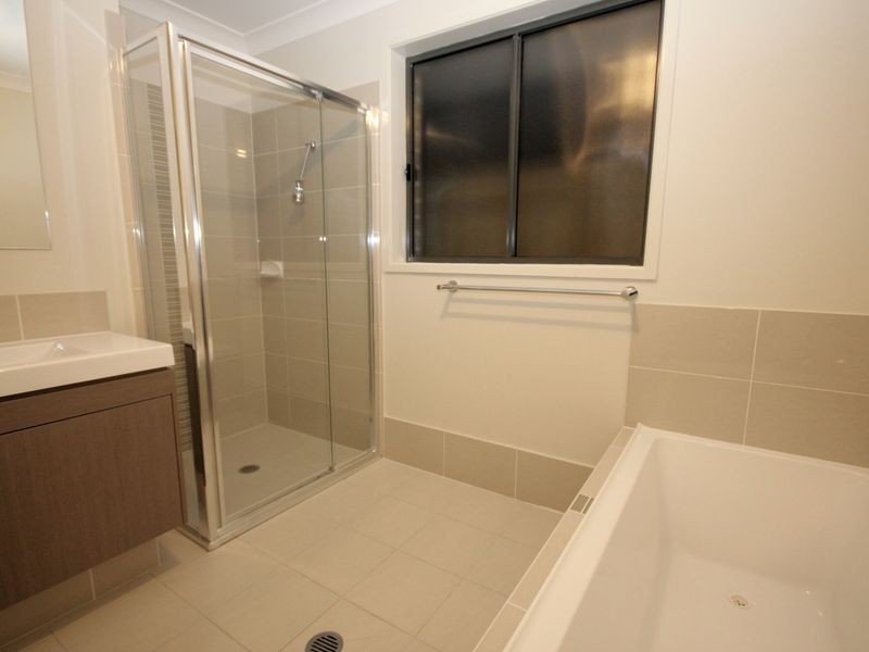 5 Mertell Drive, Edmondson Park NSW 2174