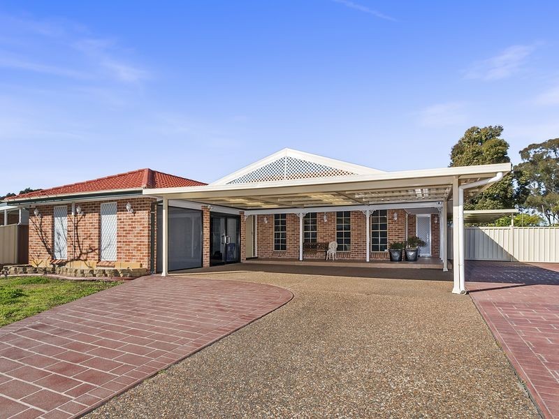 11 Morgan Close, Prairiewood NSW 2176