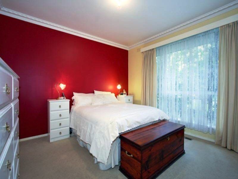 32 Myrtle Street, Bayswater VIC 3153