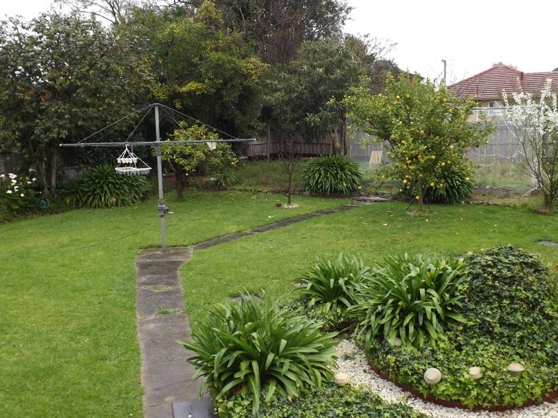 1 Essex Street, Box Hill North VIC 3129