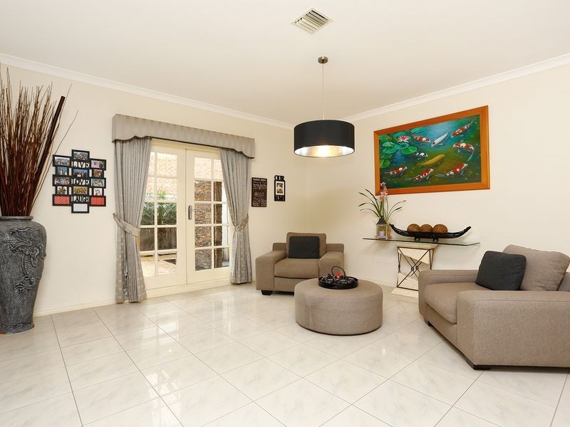 3 Legend Close, Rowville VIC 3178