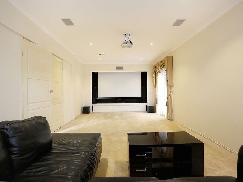 3 Legend Close, Rowville VIC 3178