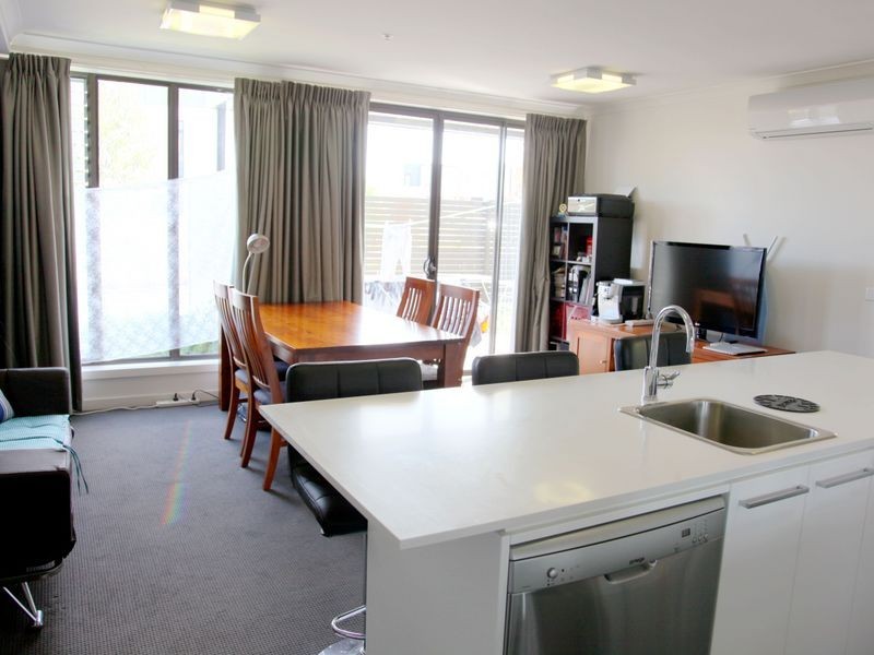 2/2 Yarra Bing Crescent, Burwood VIC 3125