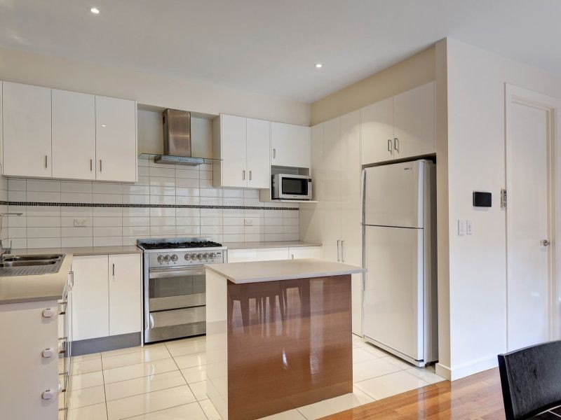 2/5 Aumann Drive, Templestowe VIC 3106