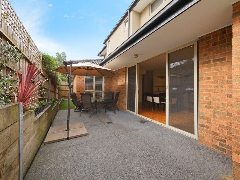 2/5 Aumann Drive, Templestowe VIC 3106