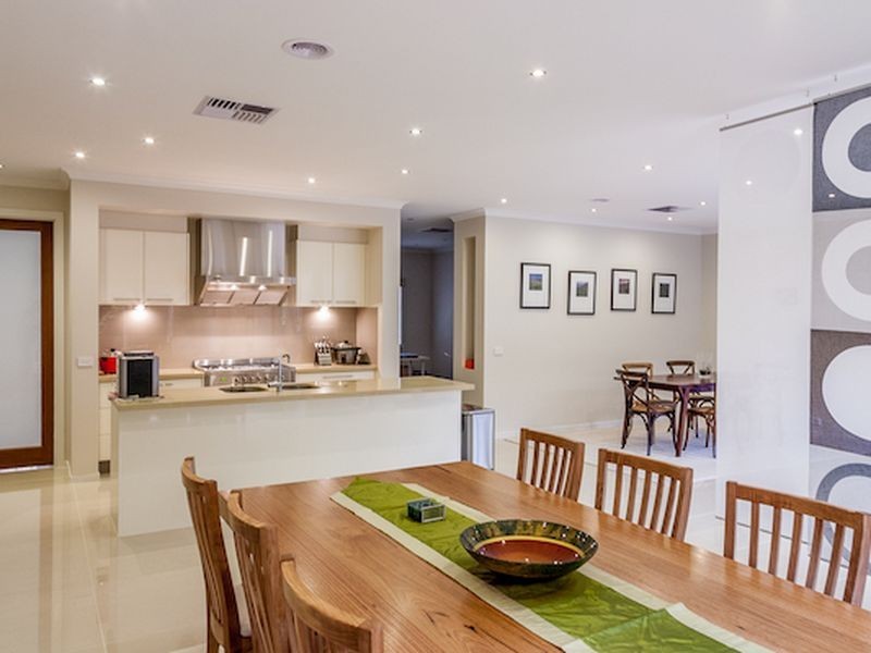 3 First Avenue, Box Hill North VIC 3129