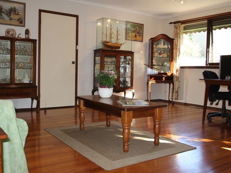 265 Brandon Park Drive, Wheelers Hill VIC 3150